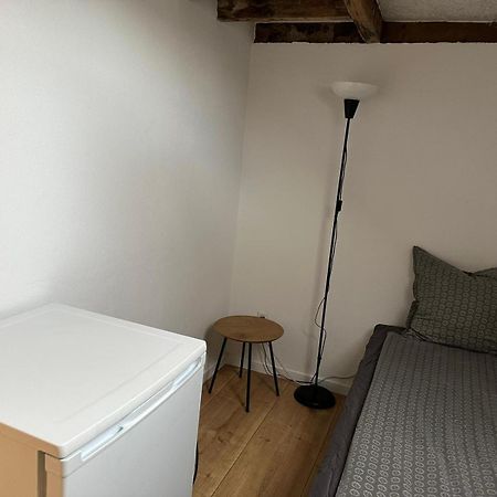 Den Gamel Togstation Hostel Give Bagian luar foto